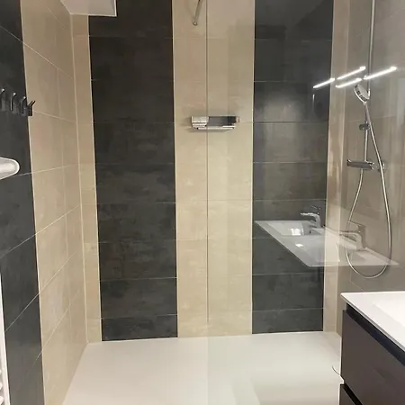 Confort Et Moderne Geneve Paris Bellegarde-sur-Valserine